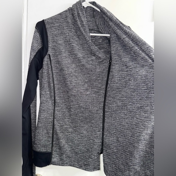 Lululemon Bhakti Yoga Jacket size 12 - Picture 8 of 13